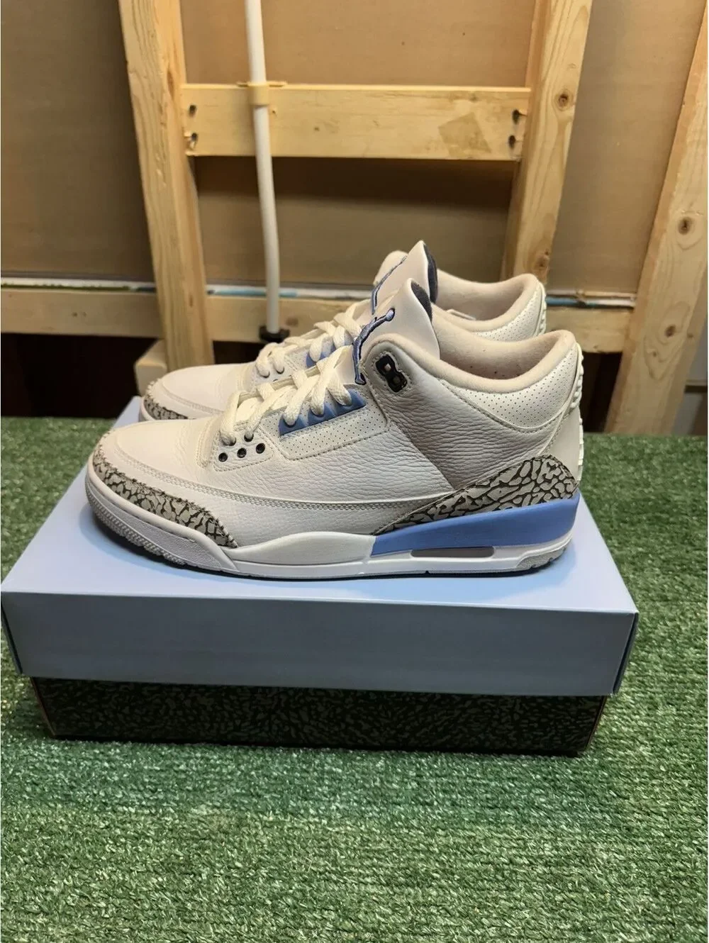 Jordan Retro 3 UNC Size 10